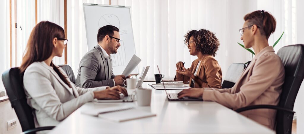 Global Payroll Strategy: 7 Key Elements for Cross-Border Success