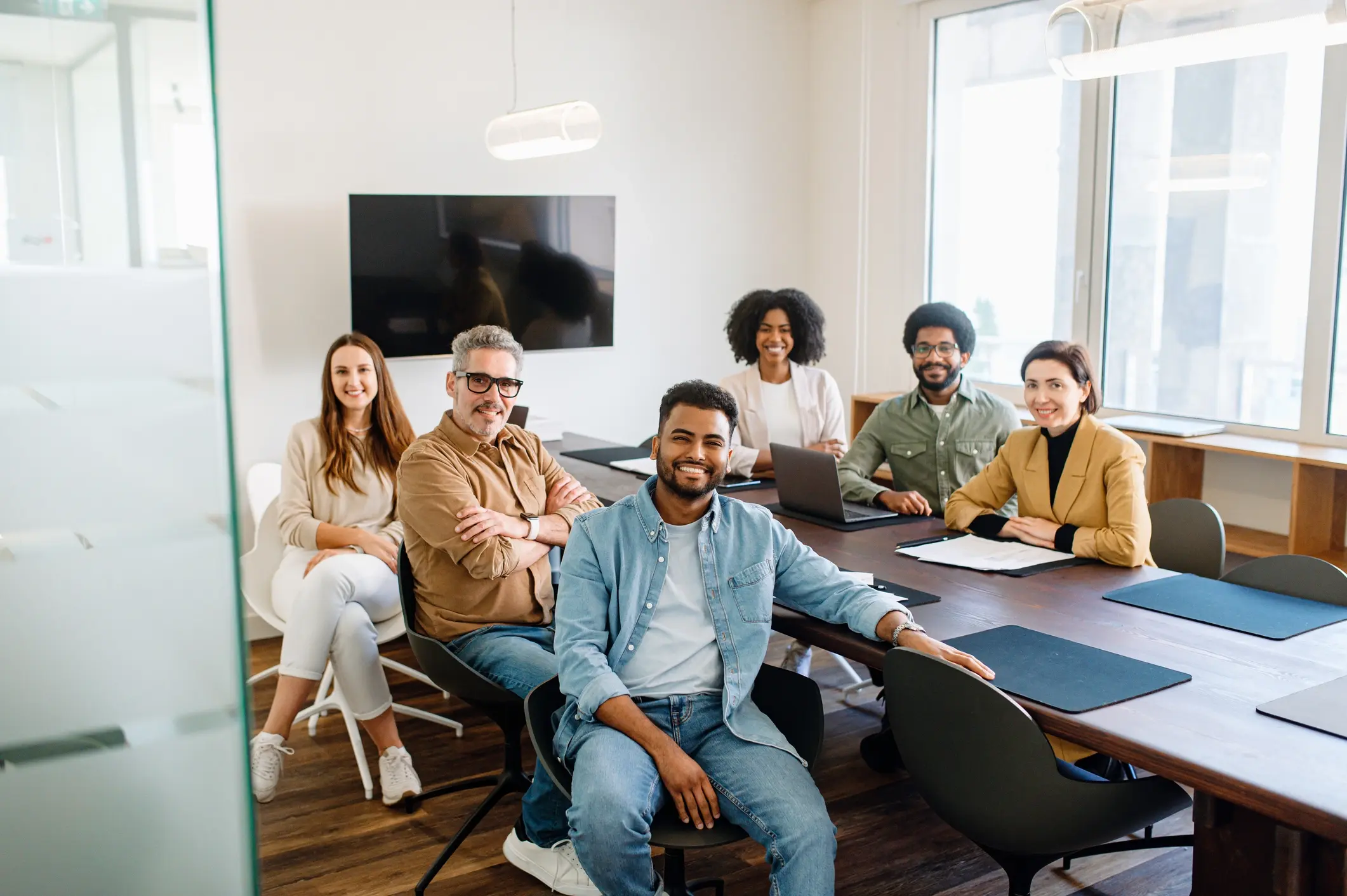 Understanding Employee Benefits and Payroll Cycle in Spain