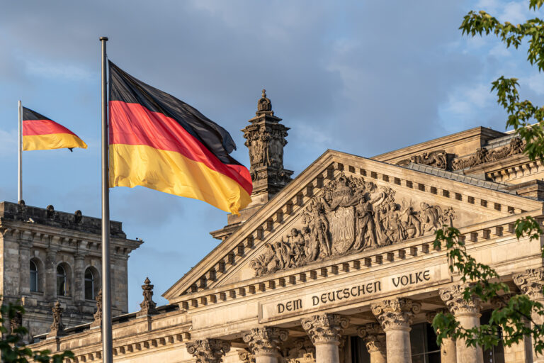 18-Month Rule and AÜG Compliance