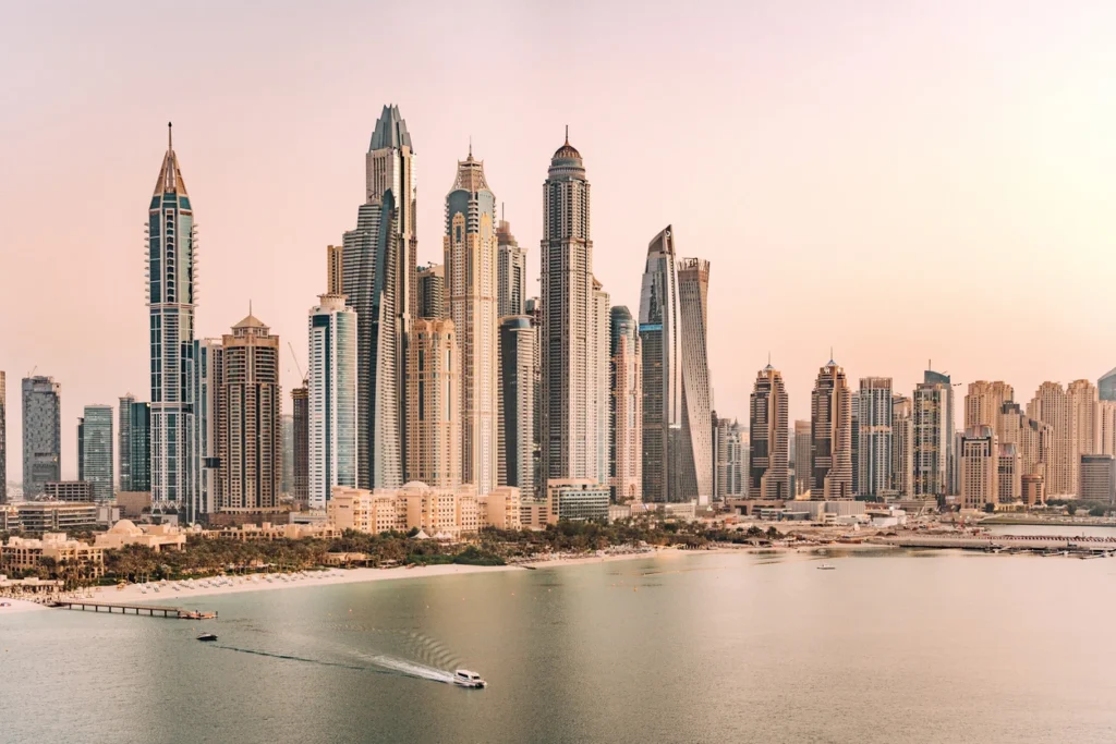 Hiring in the UAE: EOR vs WPS Payroll — 2026 Employer Guide